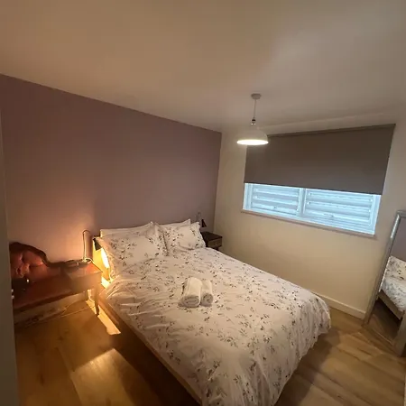 Woodhouse Apartment