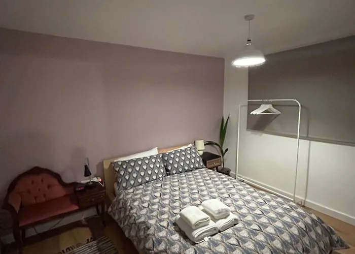 Woodhouse Апартаменти *